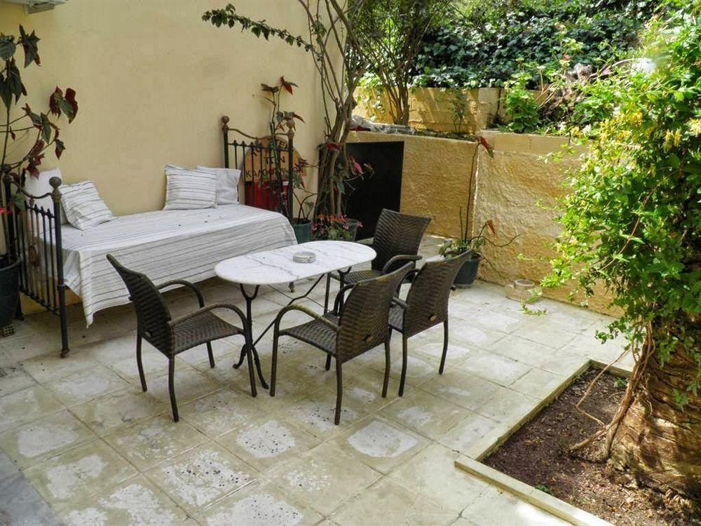 Veroniki & Apartament